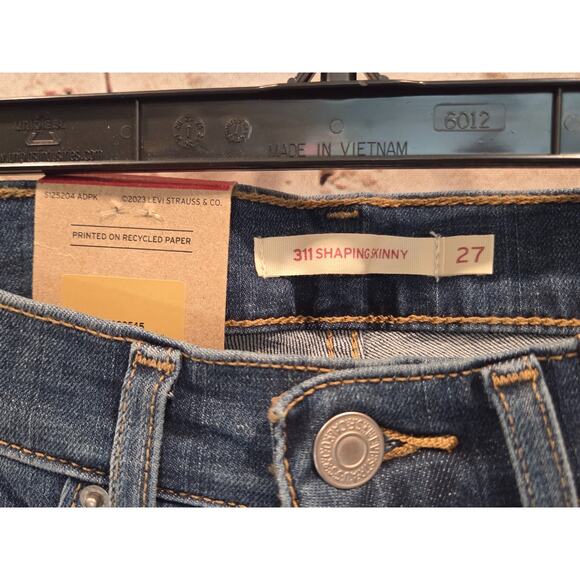 Levis 311 Shaping Skinny Jeans Size 27 - Picture 3 of 3